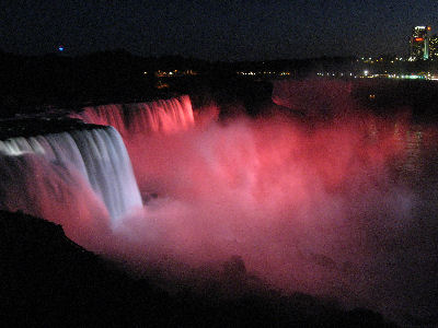 Niagara falls at night - a Kazology 2007 road trip adventure.